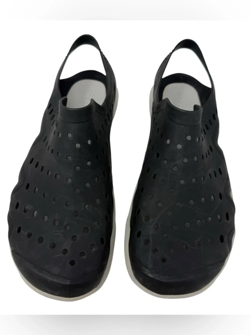 Crocs Swiftwater Wave Men’s Size 9 sandals black slip on water shoes